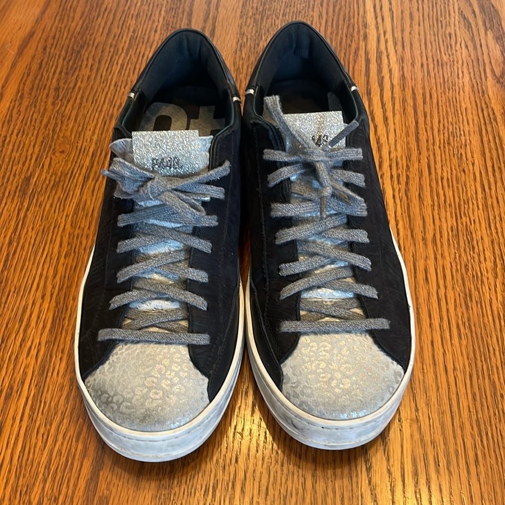 P448 Sneakers Women